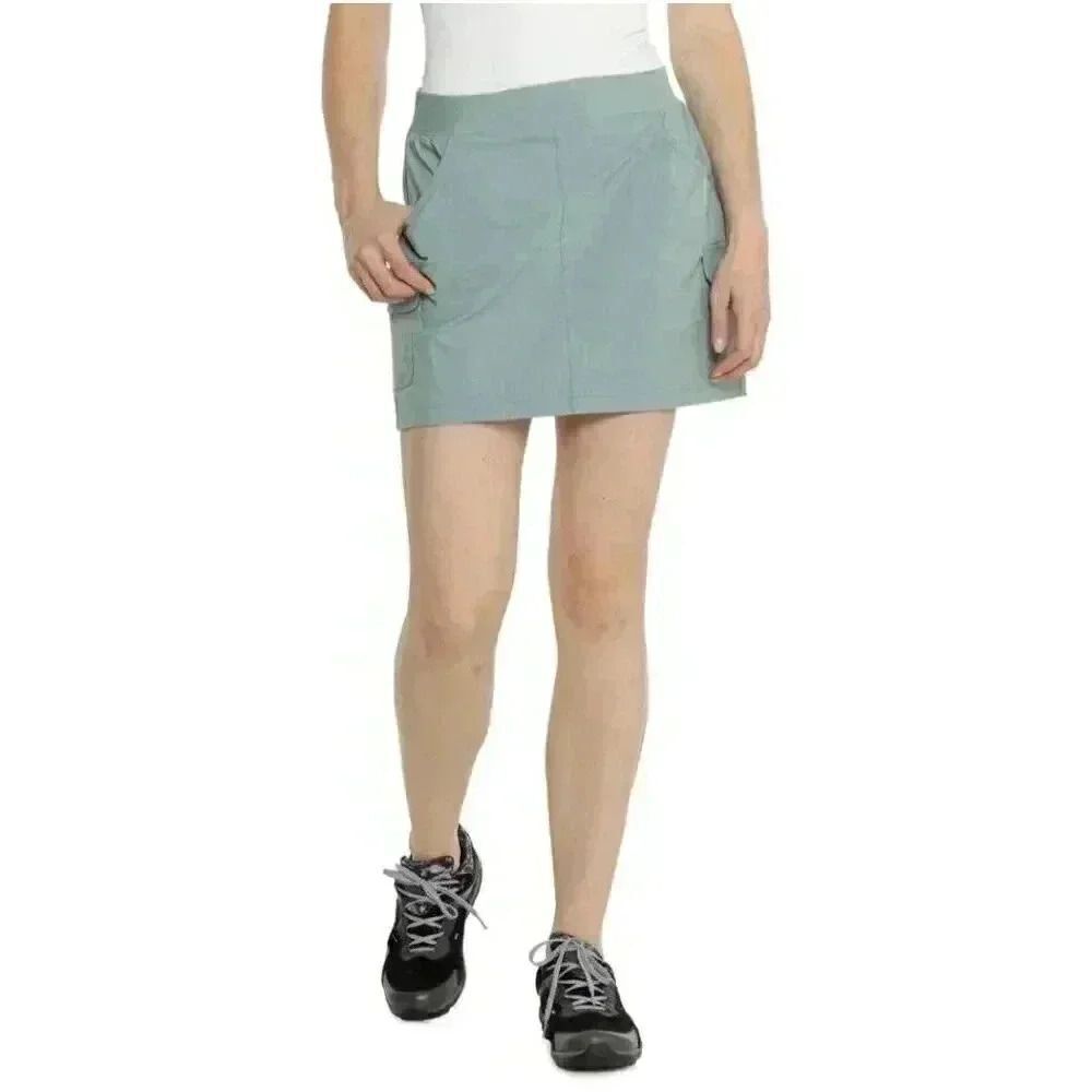 Eddie Bauer Women's Green Poly/Spandex Christine Skort